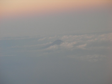 遠くに見える富士山.JPG